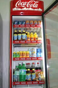 売店内のドリンク